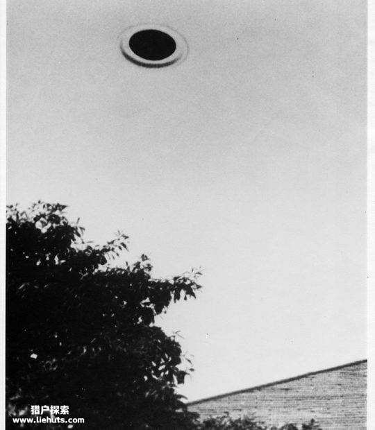 经典的UFO目击照片
