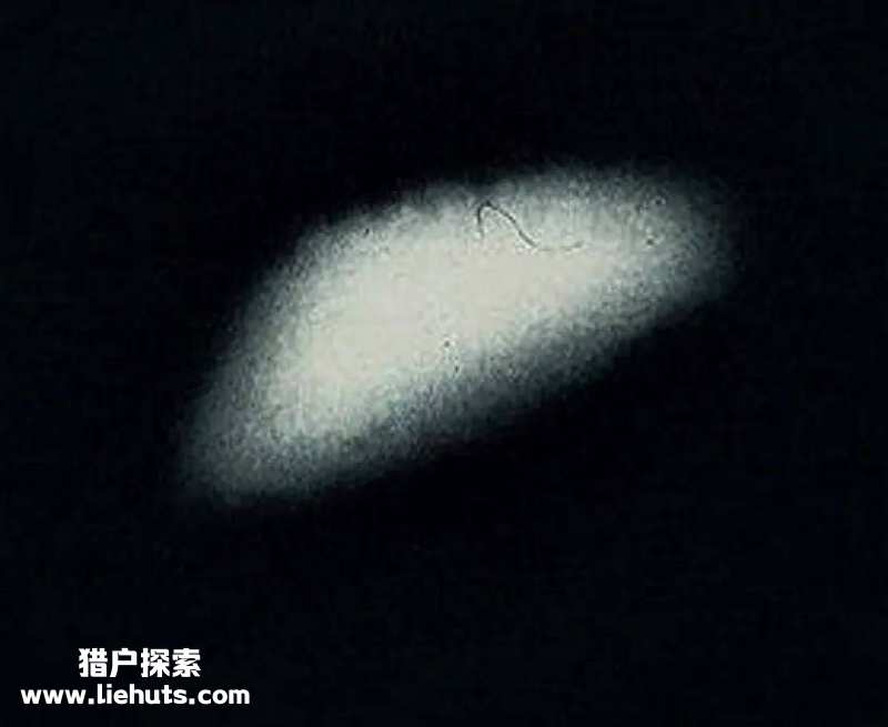 月球UFO照片