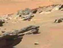 NASA毅力号火星车在火星上拍摄到的UFO