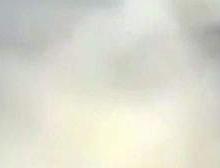 单反拍摄到会在空中翻滚的UFO光球