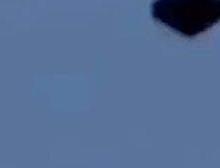 4月26日拍摄到的两个金字塔形UFO